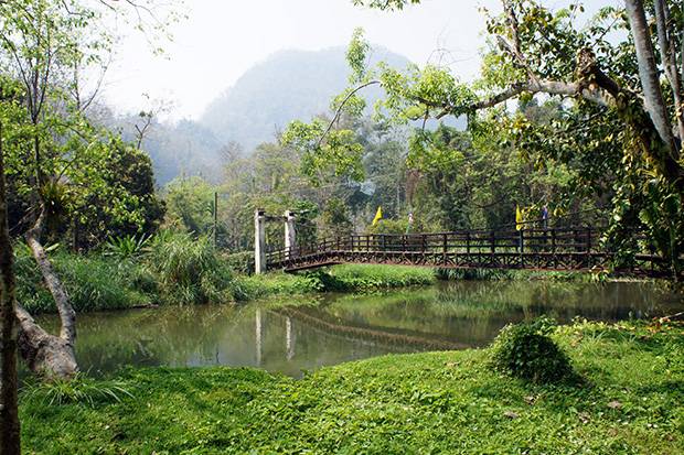 tham pla national park thailand