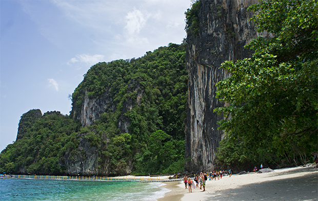 Arriving at Hong Island